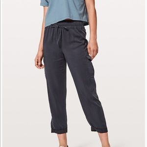 Lululemon move lightly pant “25